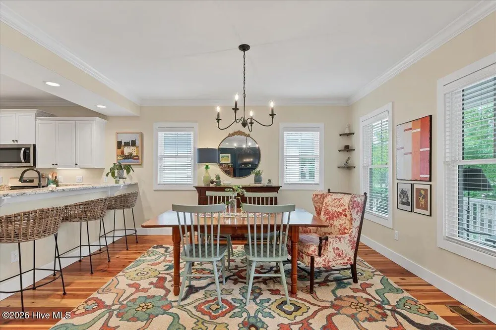 25 Station Ave, Southern Pines, NC 28387