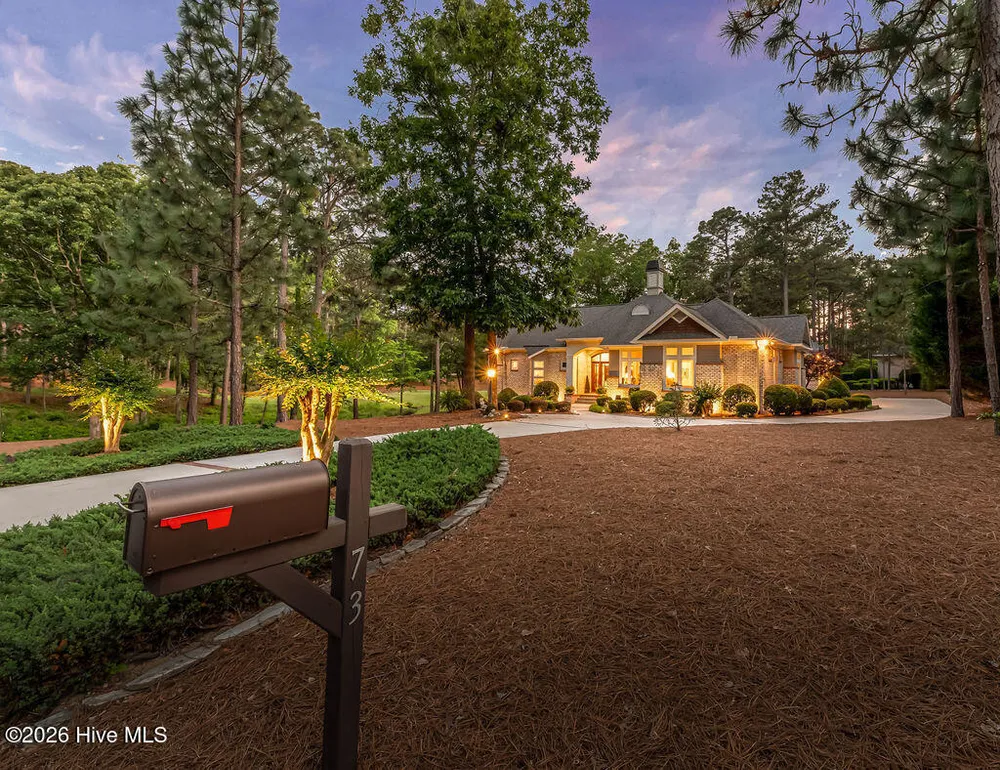 73 McMichael Dr, Pinehurst, NC 28374-6702
