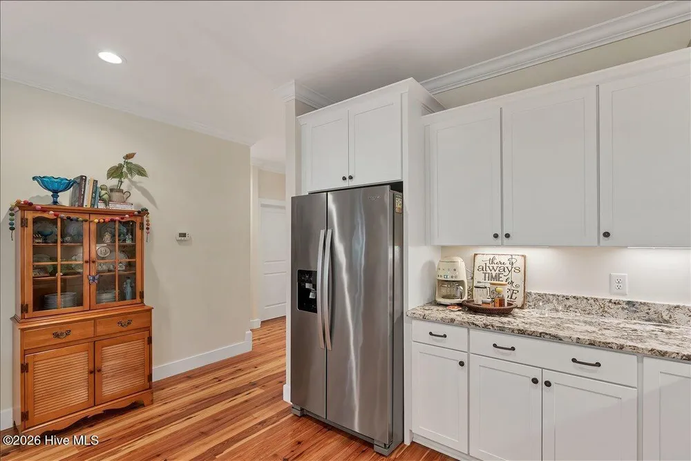 25 Station Ave, Southern Pines, NC 28387