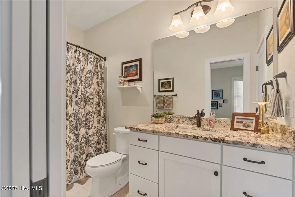 25 Station Ave, Southern Pines, NC 28387