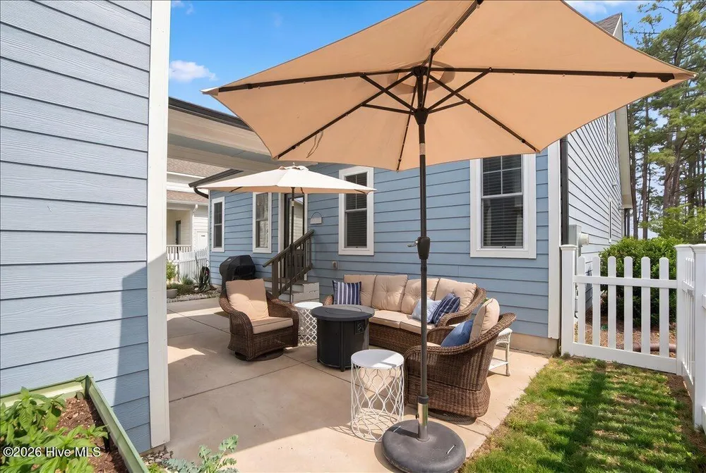 25 Station Ave, Southern Pines, NC 28387