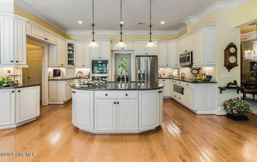 73 McMichael Dr, Pinehurst, NC 28374-6702