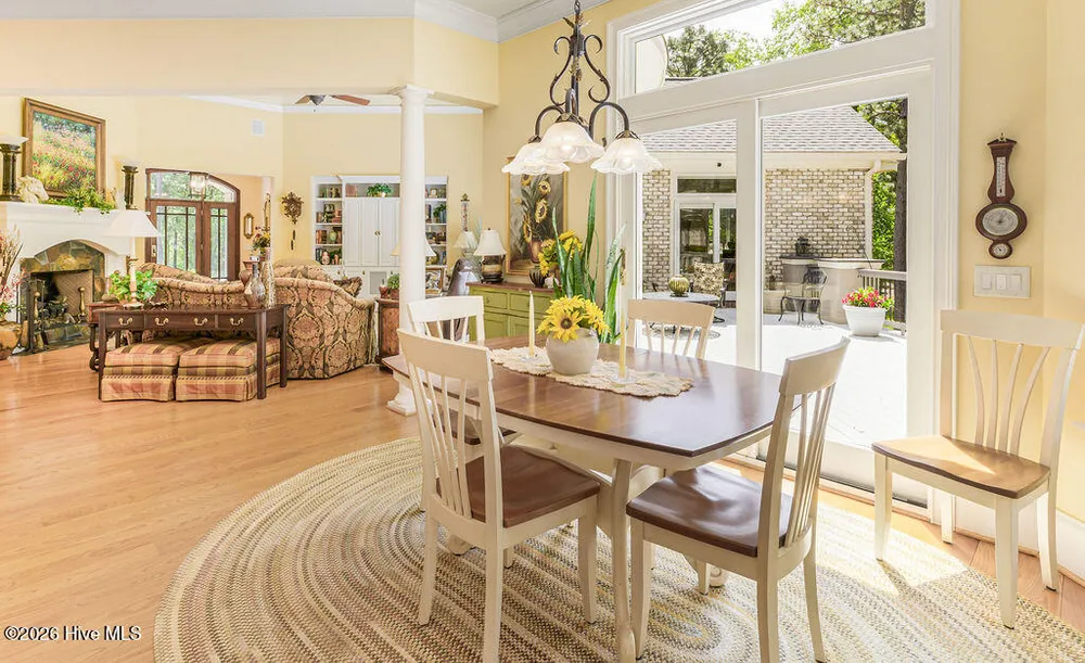 73 McMichael Dr, Pinehurst, NC 28374-6702