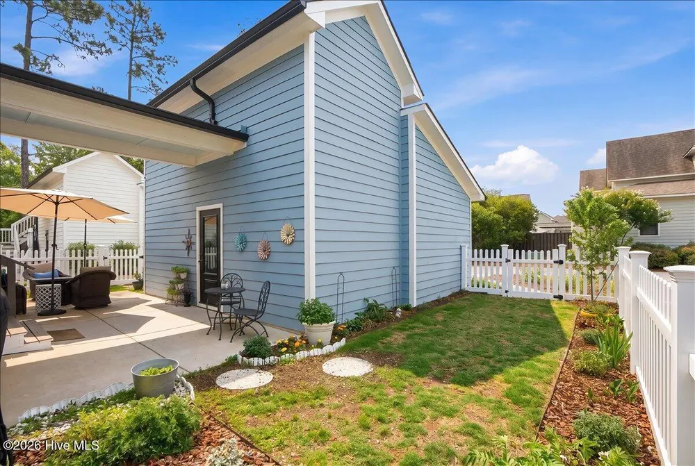 25 Station Ave, Southern Pines, NC 28387