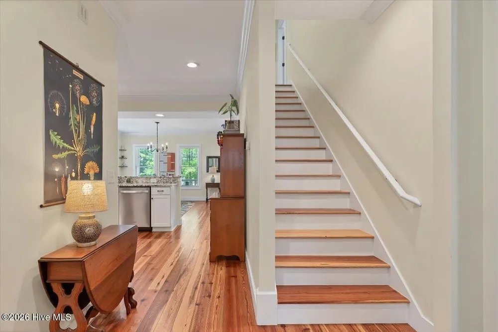25 Station Ave, Southern Pines, NC 28387