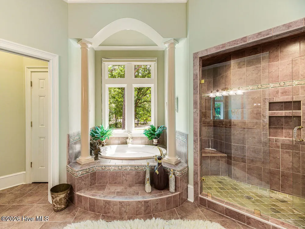73 McMichael Dr, Pinehurst, NC 28374-6702