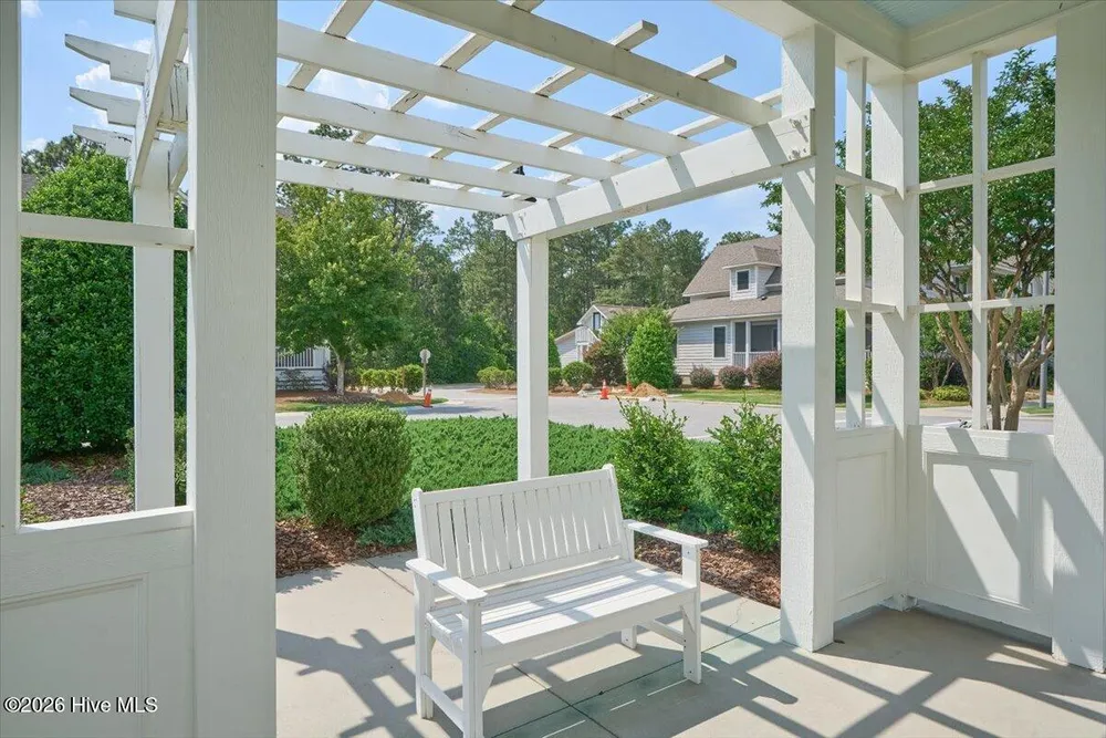 25 Station Ave, Southern Pines, NC 28387