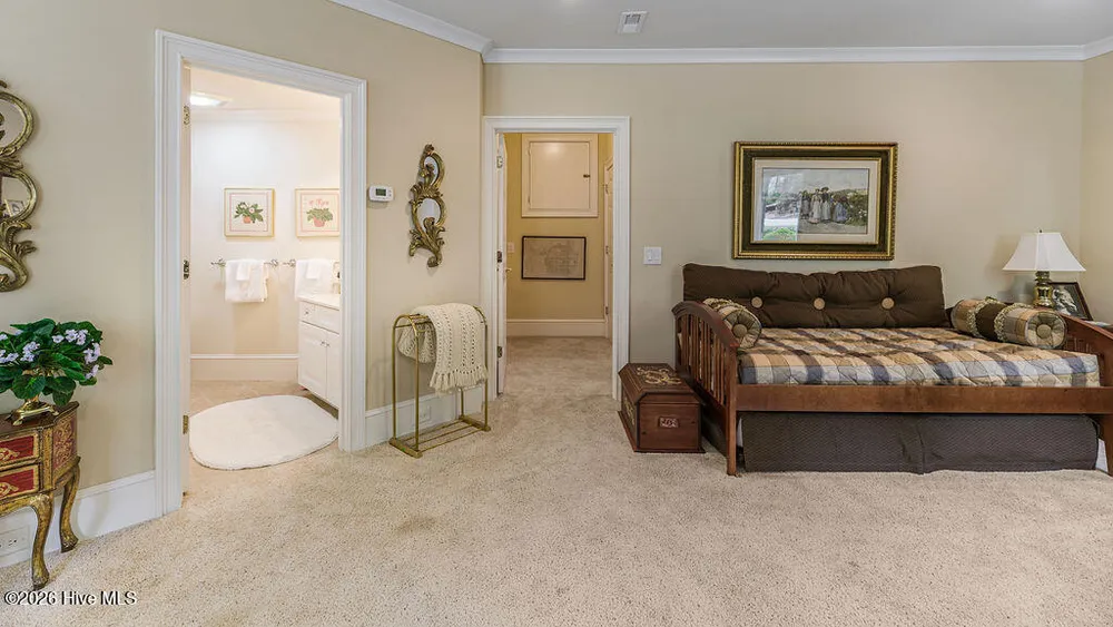 73 McMichael Dr, Pinehurst, NC 28374-6702