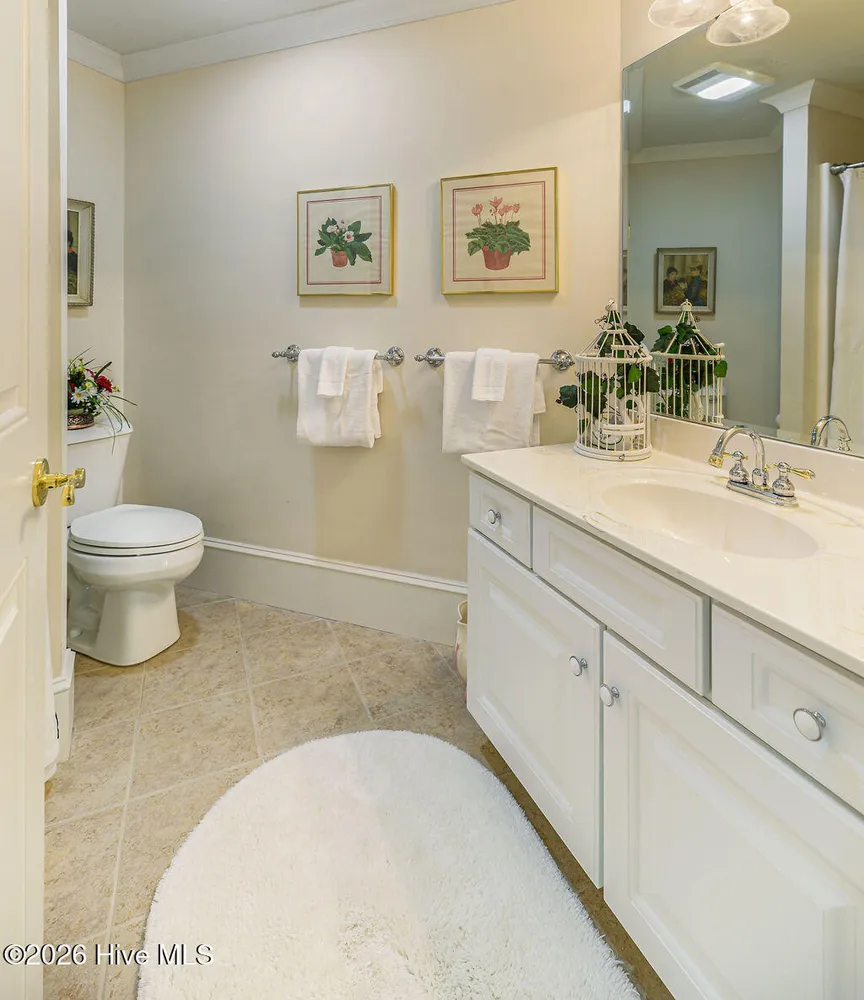 73 McMichael Dr, Pinehurst, NC 28374-6702