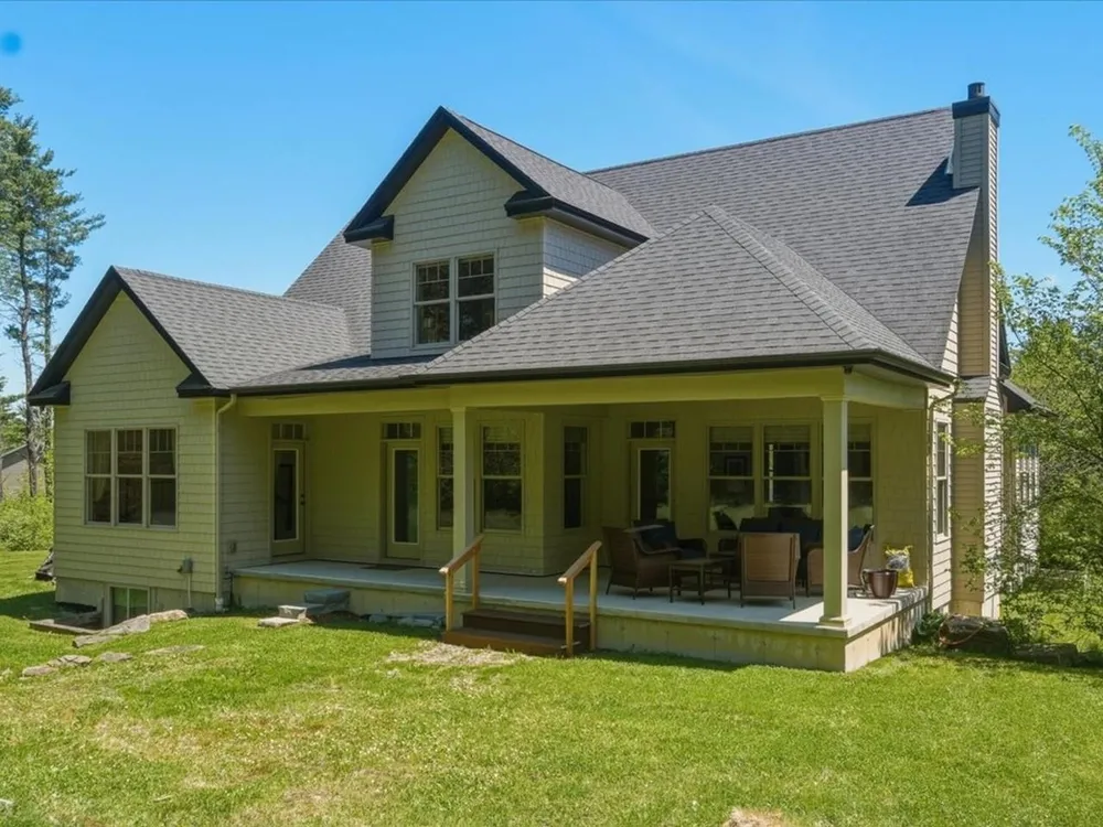 232 Colden Rd, Colchester, VT 05446