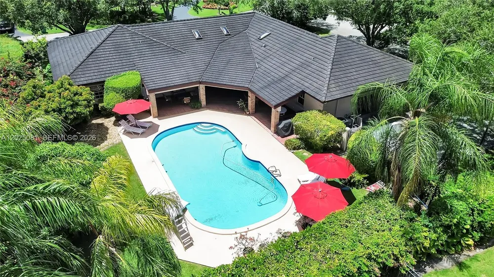 9861 SW 130th St, Miami, FL 33176