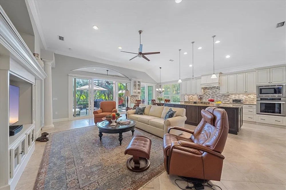 7825 Troon Ct, Lakewood Ranch, FL 34202