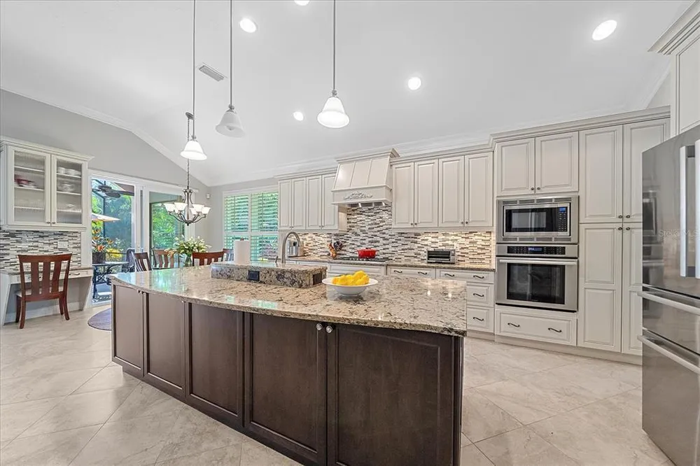 7825 Troon Ct, Lakewood Ranch, FL 34202
