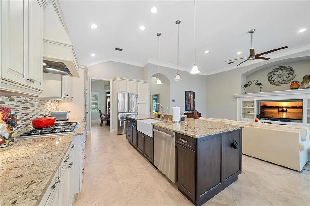 7825 Troon Ct, Lakewood Ranch, FL 34202