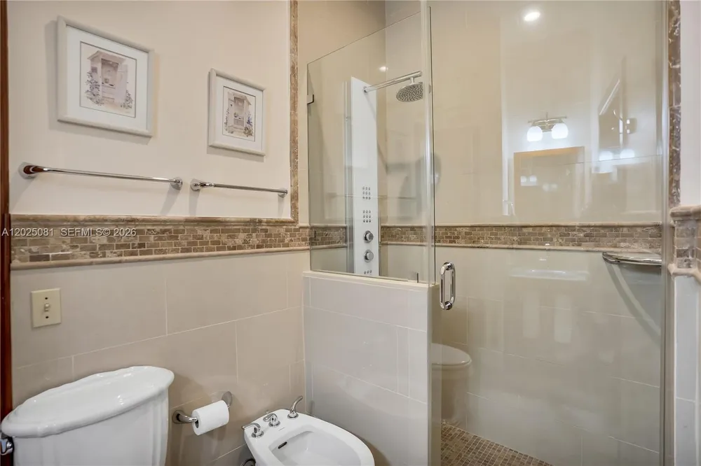 9861 SW 130th St, Miami, FL 33176
