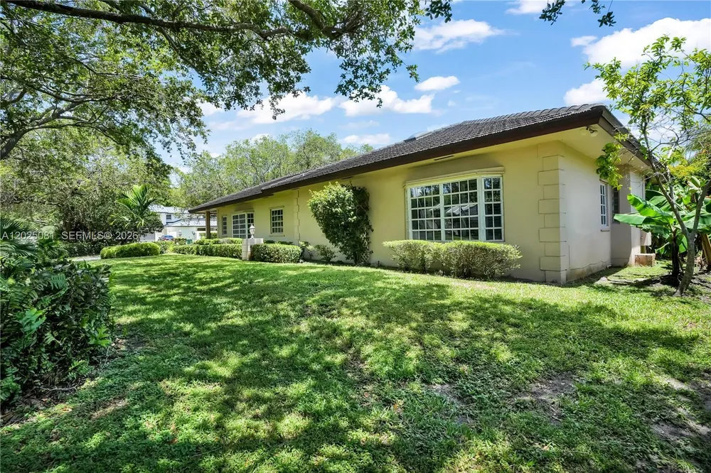 9861 SW 130th St, Miami, FL 33176
