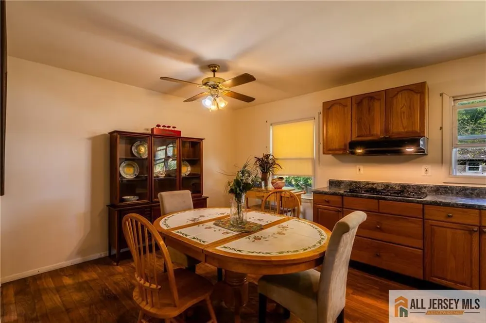 43 Shirley Blvd, Old Bridge, NJ 08857