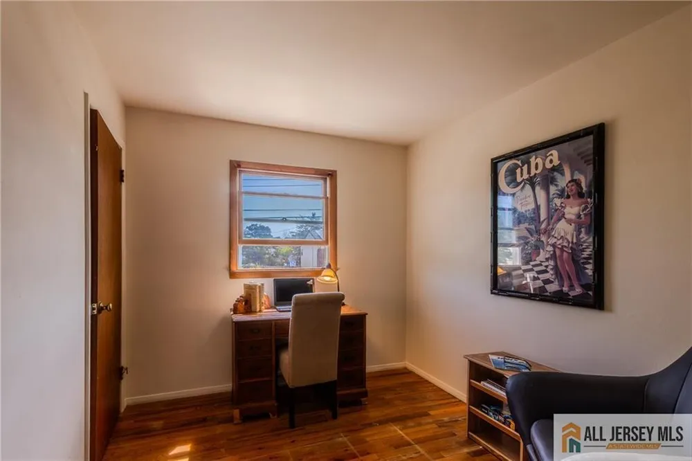 43 Shirley Blvd, Old Bridge, NJ 08857