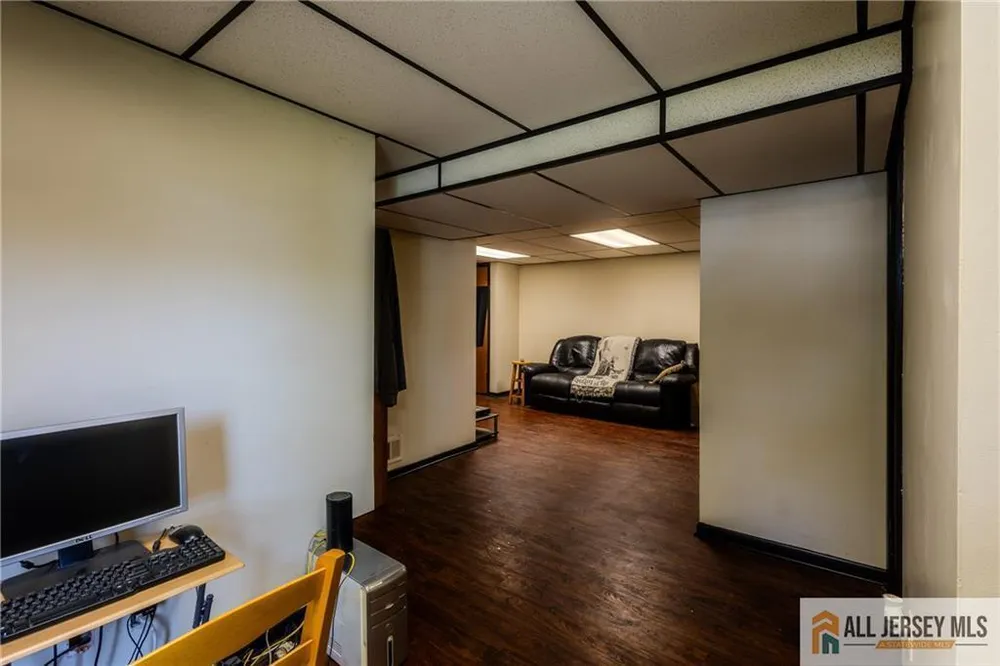 43 Shirley Blvd, Old Bridge, NJ 08857