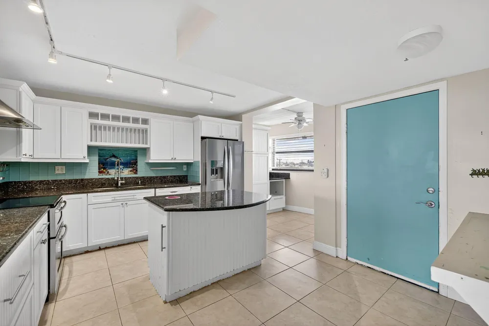 355 S Ocean Dr, Hutchinson Island South, FL 34949