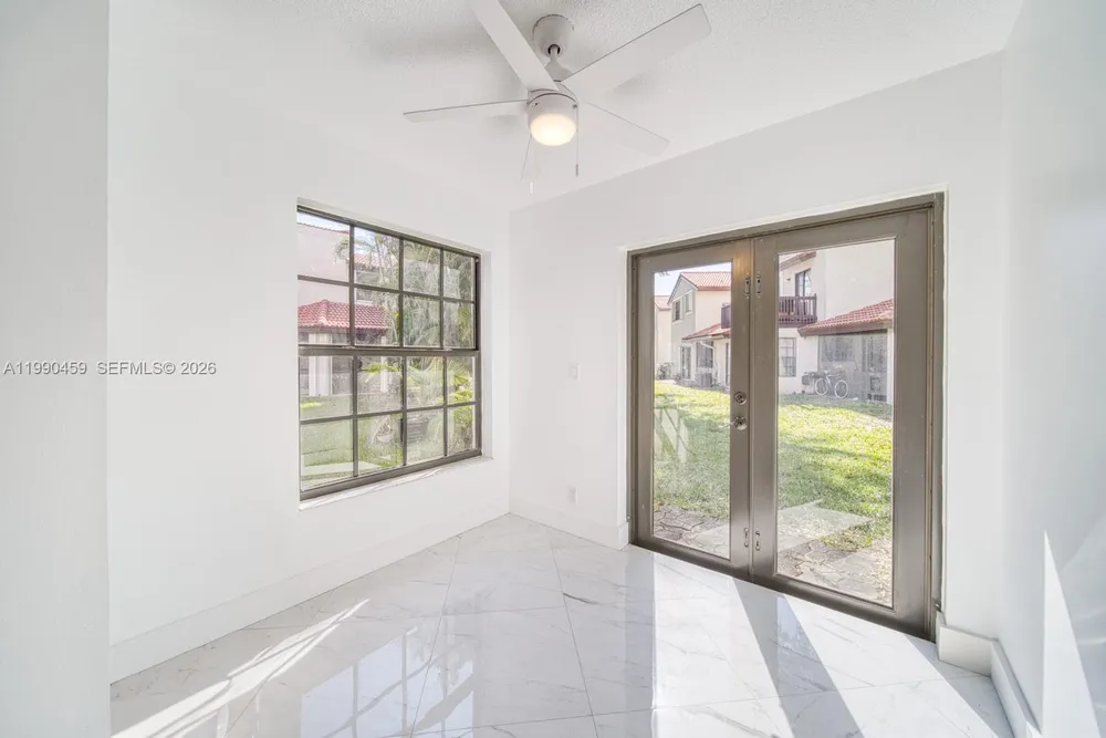 9151 W Sunrise Blvd, Plantation, FL 33322