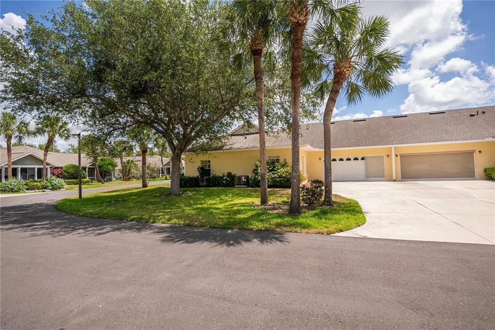 1264 Red Oak Ln, Port Charlotte, FL 33948