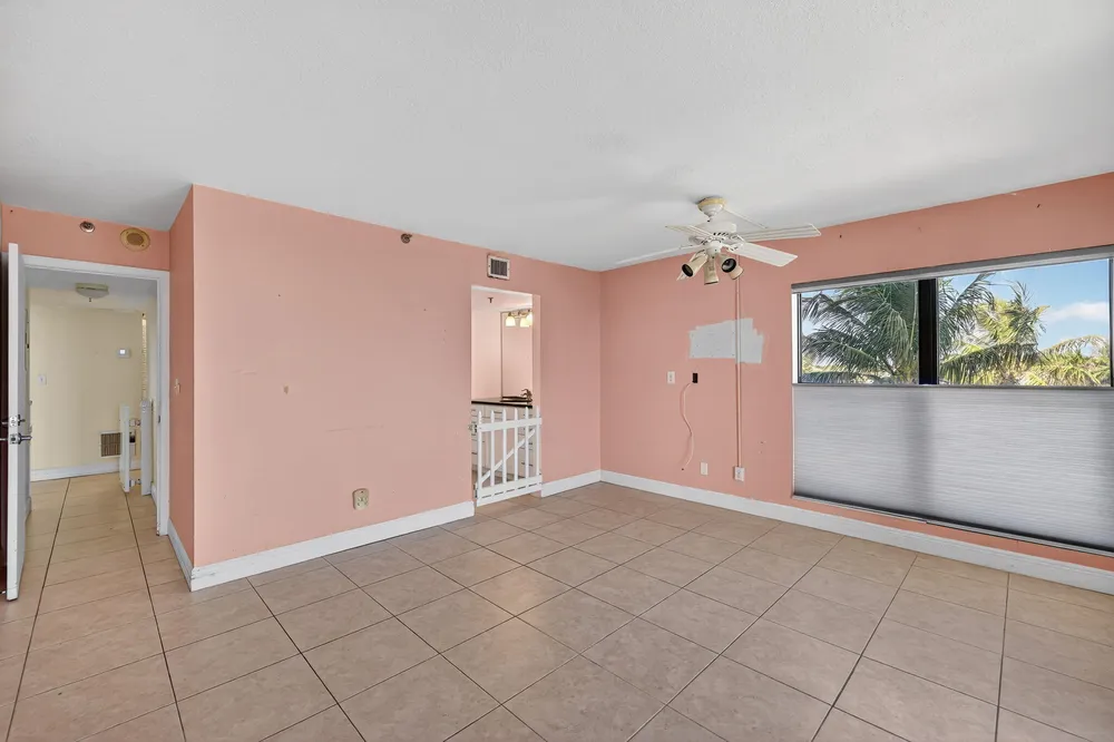 355 S Ocean Dr, Hutchinson Island South, FL 34949