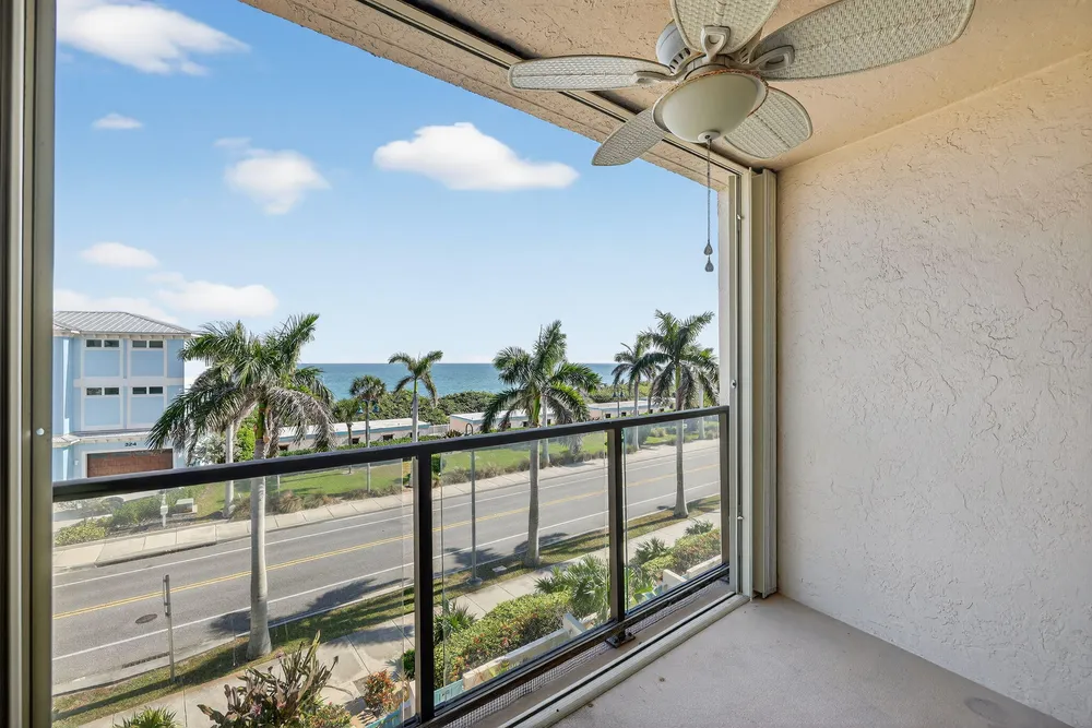 355 S Ocean Dr, Hutchinson Island South, FL 34949