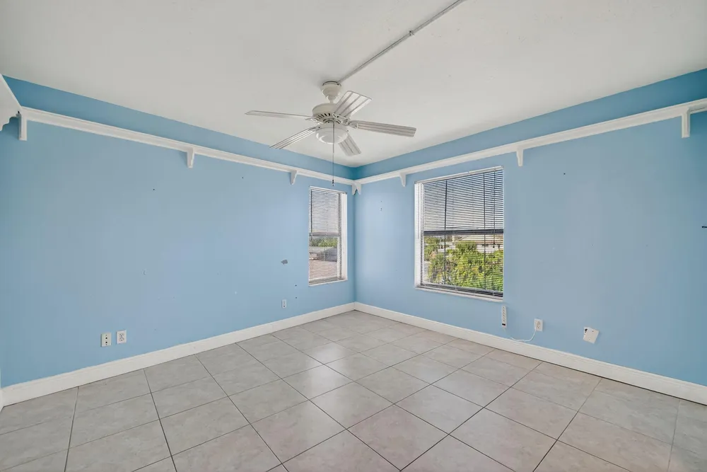 355 S Ocean Dr, Hutchinson Island South, FL 34949