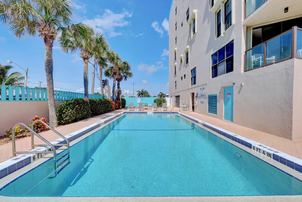 355 S Ocean Dr, Hutchinson Island South, FL 34949