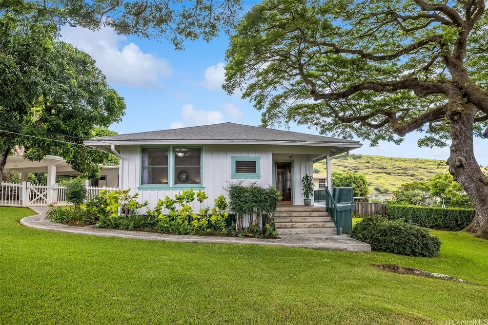 2417 Parker Pl, Honolulu, HI 96822
