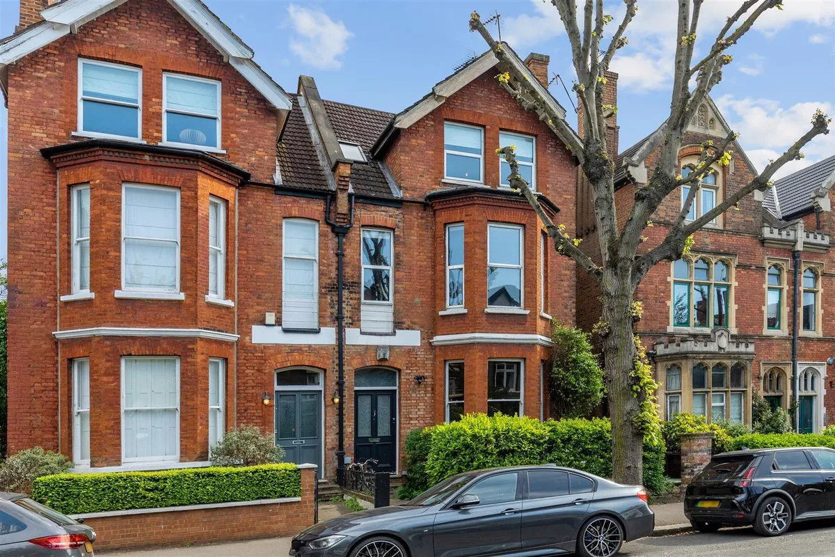 Dean Road, Willesden Green, London NW2