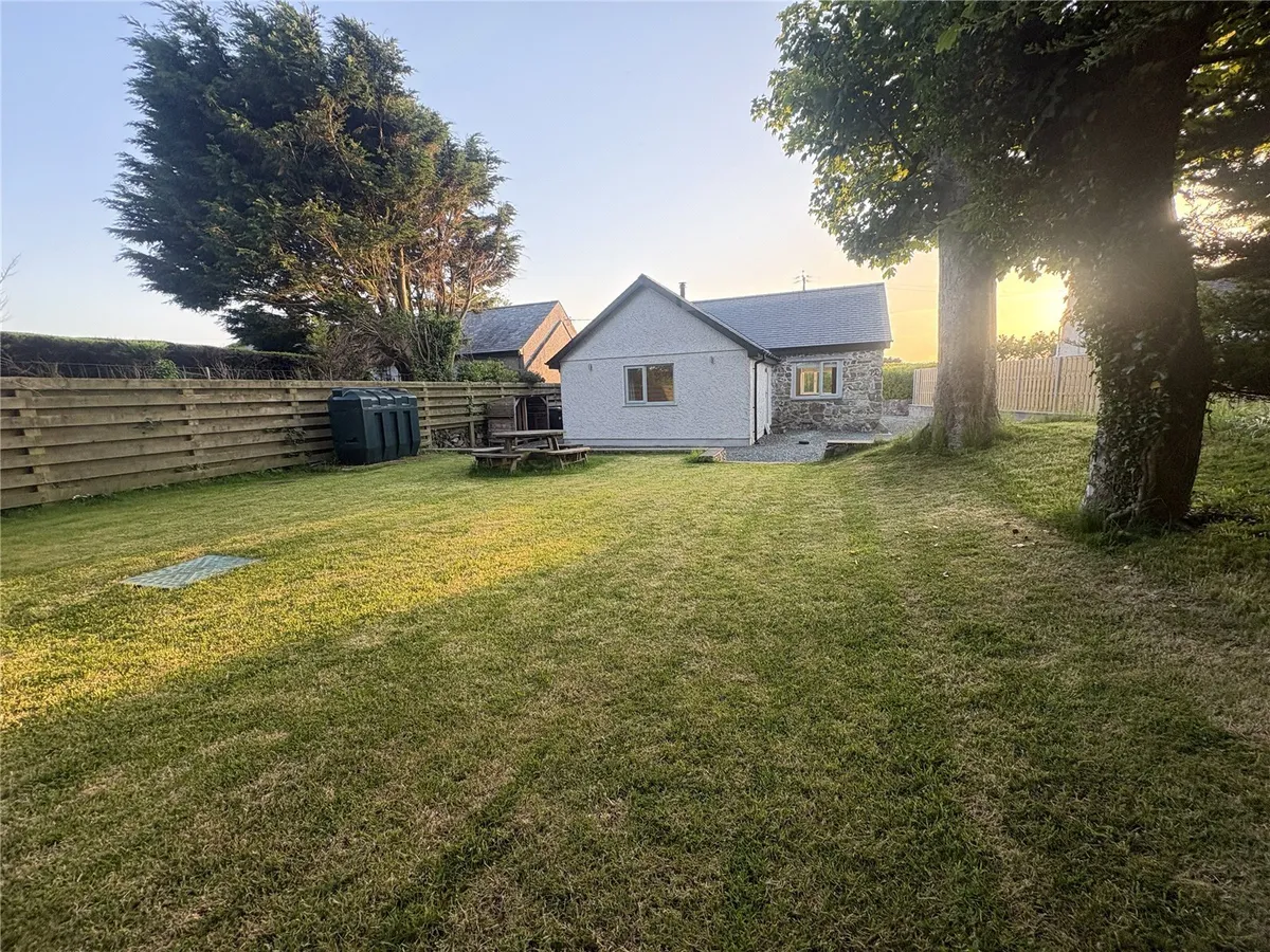 Tyn Lon, Holyhead, Isle of Anglesey, LL65