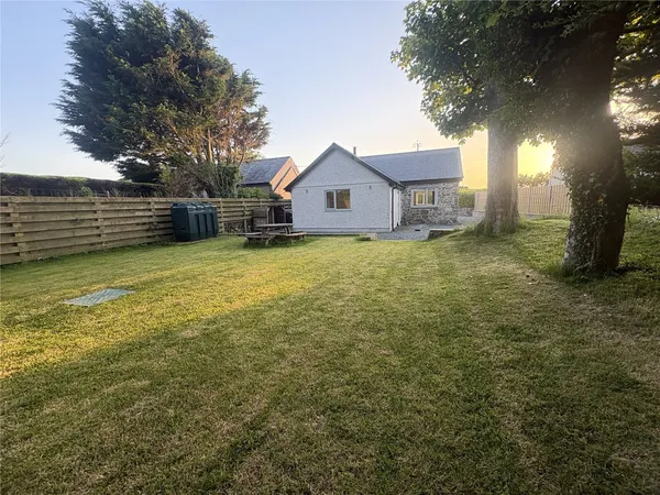 Tyn Lon, Holyhead, Isle of Anglesey, LL65
