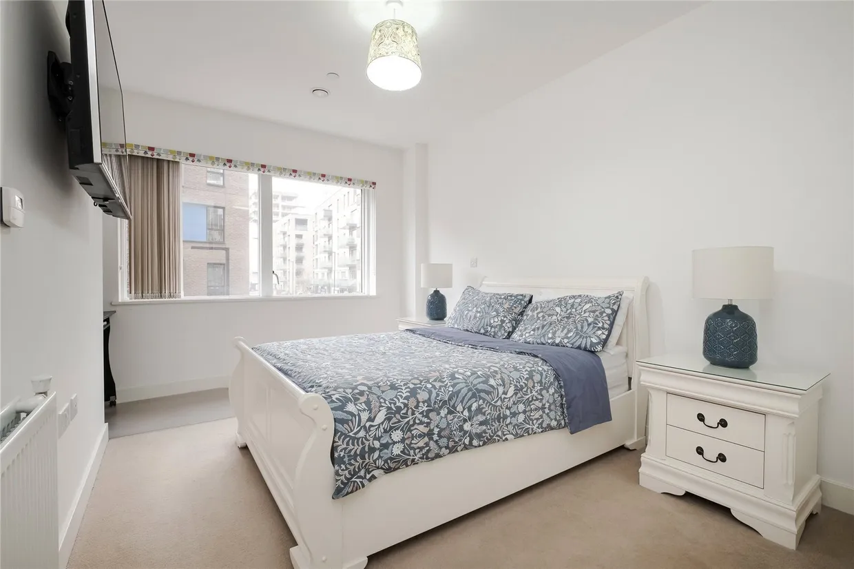 Peartree Way, London, SE10 photo 4