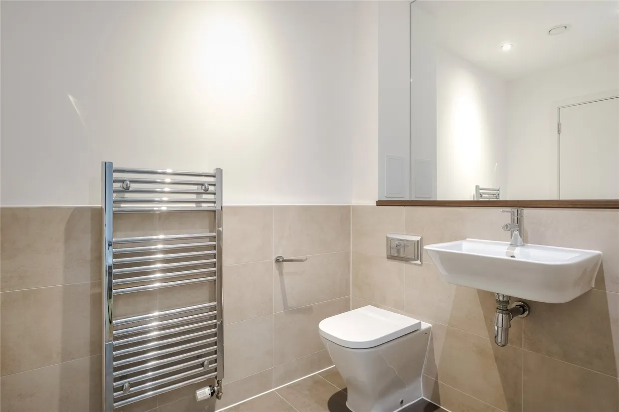 Peartree Way, London, SE10 photo 17