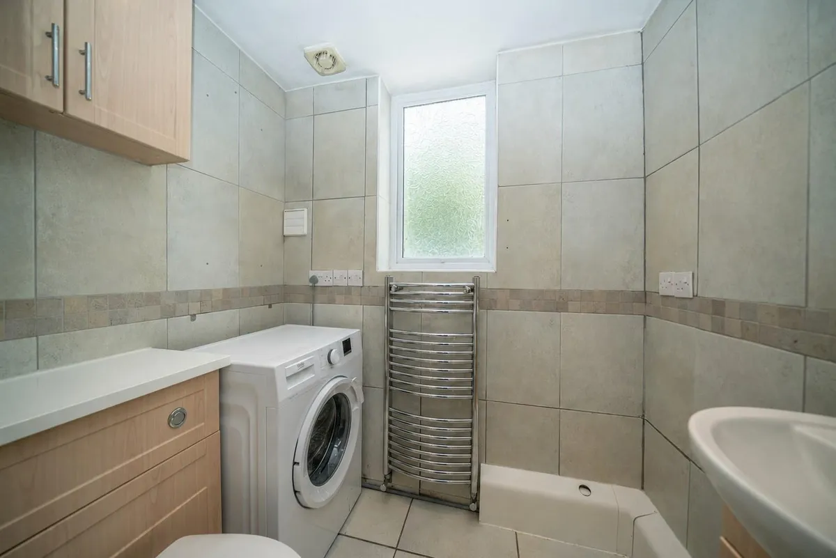 Two Waters Road, Apsley, Hemel Hempstead, Hertfordshire, HP3 9BZ