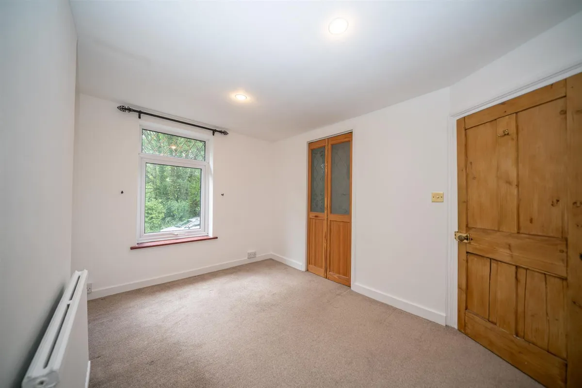 Two Waters Road, Apsley, Hemel Hempstead, Hertfordshire, HP3 9BZ