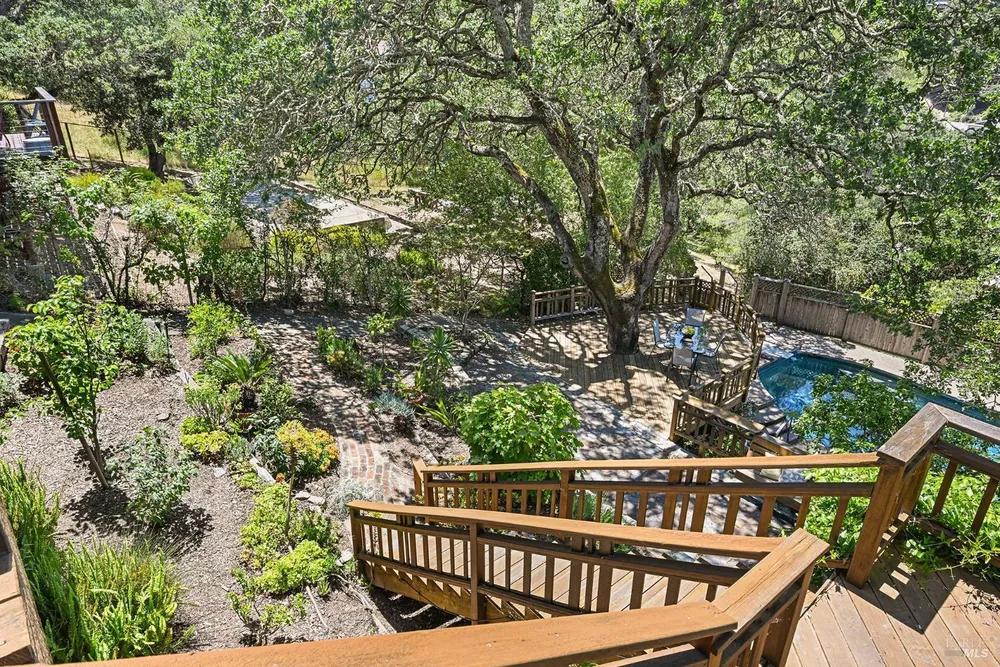 190 Drakewood Pl, Novato, CA 94947