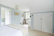 Chiltern Hill, Gerrards Cross, SL9 photo 8