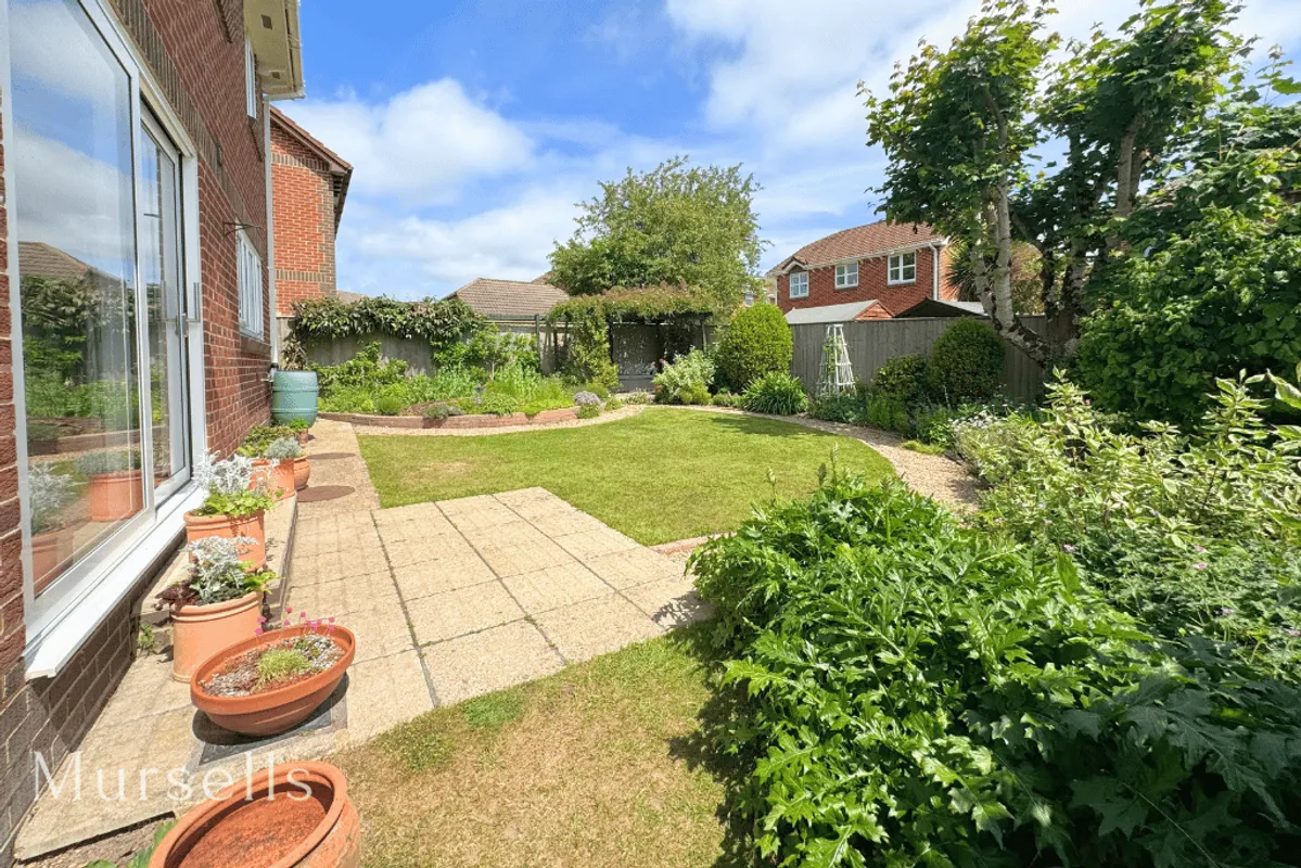 Trenchard Meadow, Lytchett Matravers, Poole, BH16