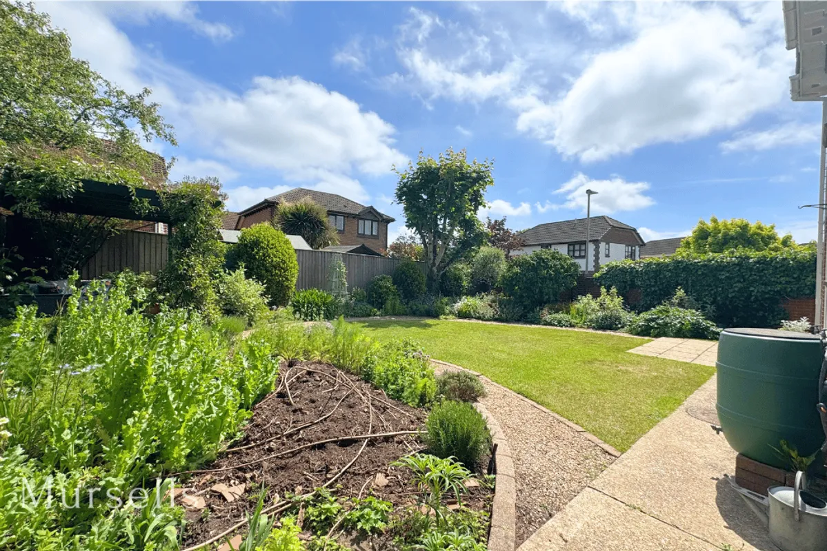 Trenchard Meadow, Lytchett Matravers, Poole, BH16