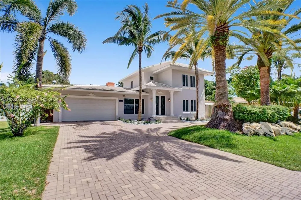 3421 Dover Rd, Pompano Beach, FL 33062