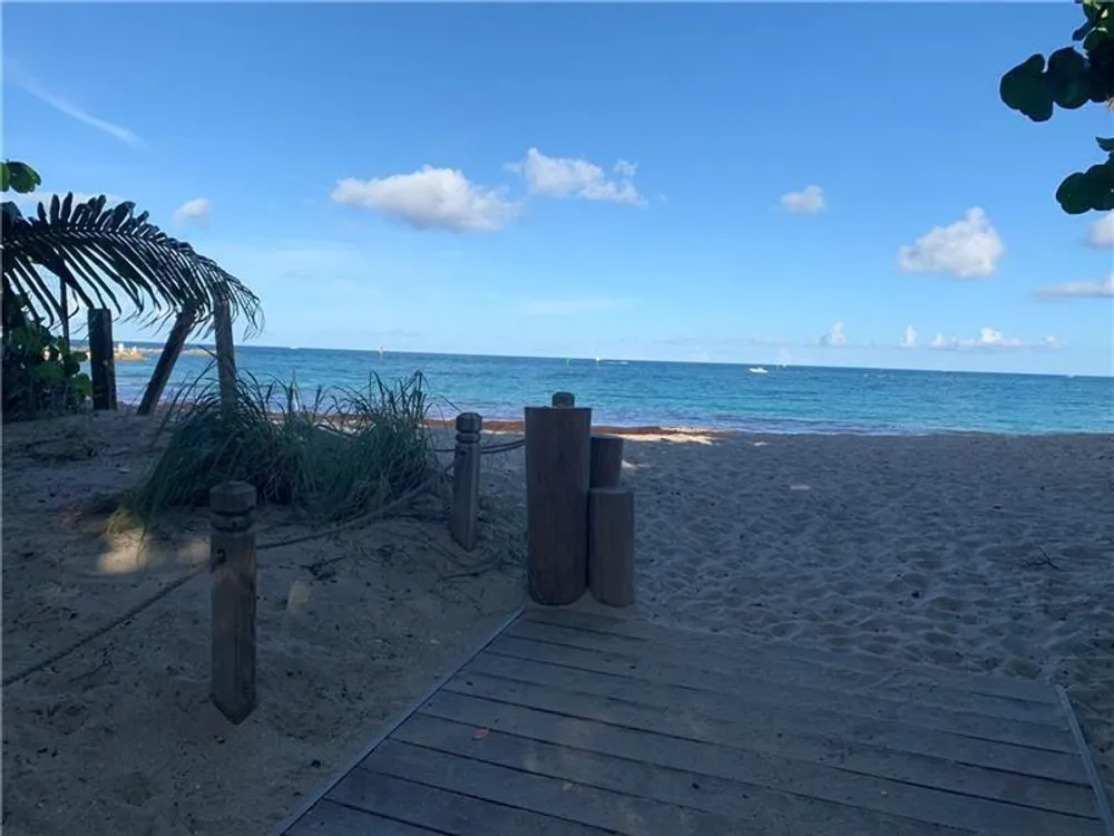 3421 Dover Rd, Pompano Beach, FL 33062
