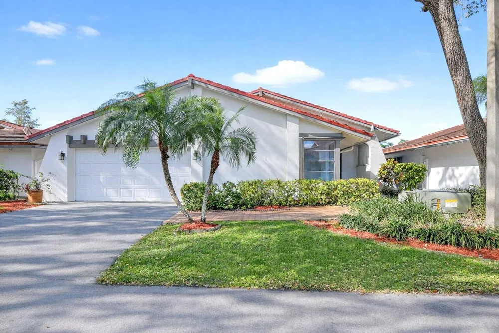 661 Hollows Circle, Deerfield Beach, FL 33442