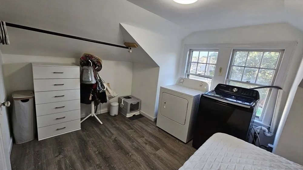 35 Neponset St, Revere, MA 02151