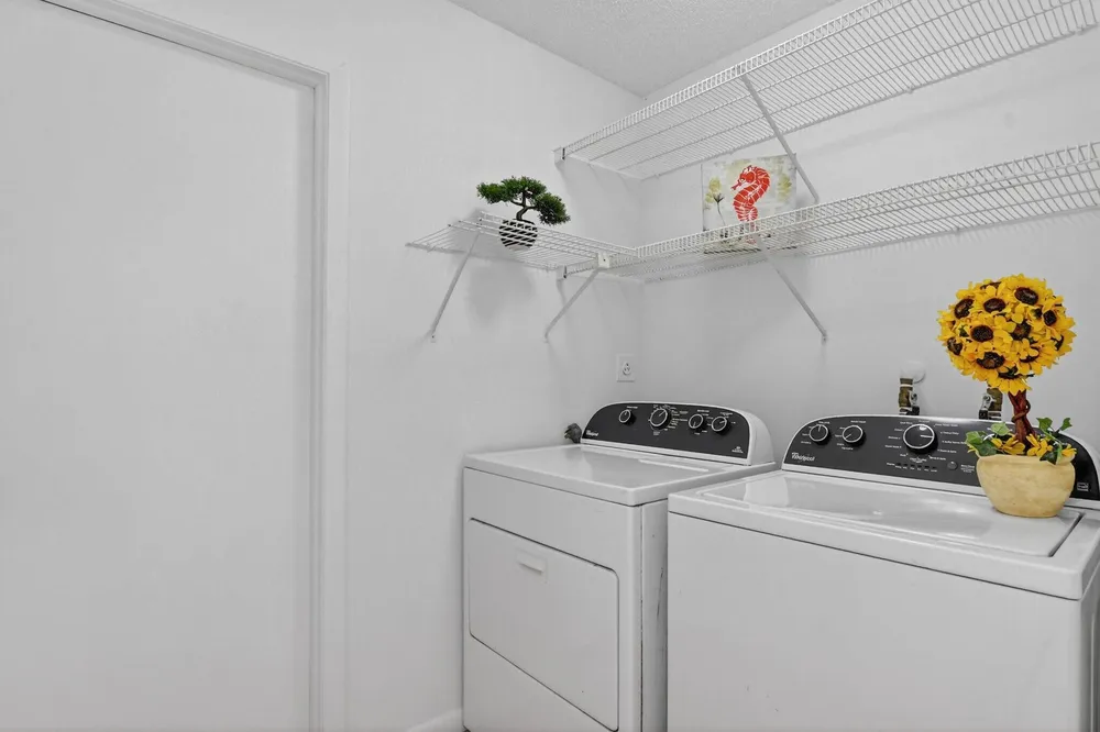 661 Hollows Circle, Deerfield Beach, FL 33442
