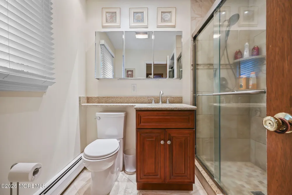 42 Palomino Drive, Manalapan, NJ 07726