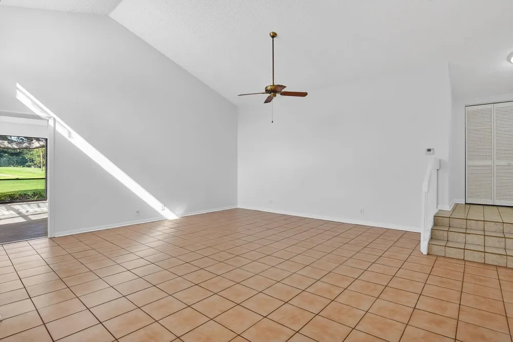 661 Hollows Circle, Deerfield Beach, FL 33442