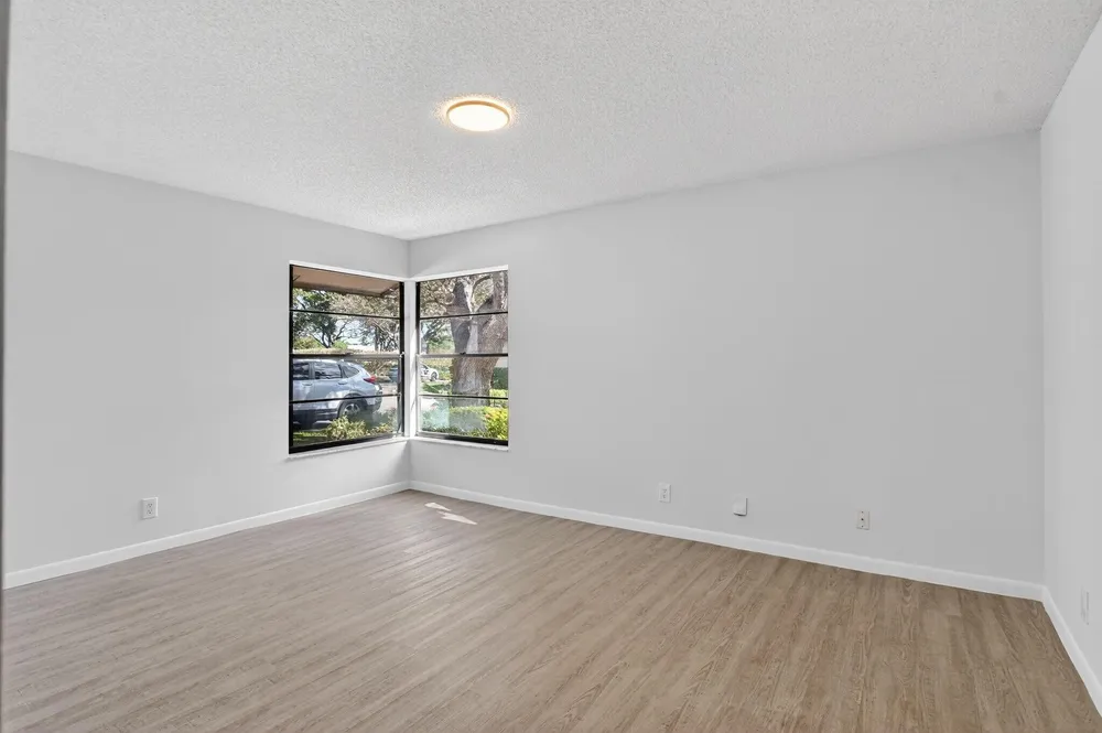 661 Hollows Circle, Deerfield Beach, FL 33442
